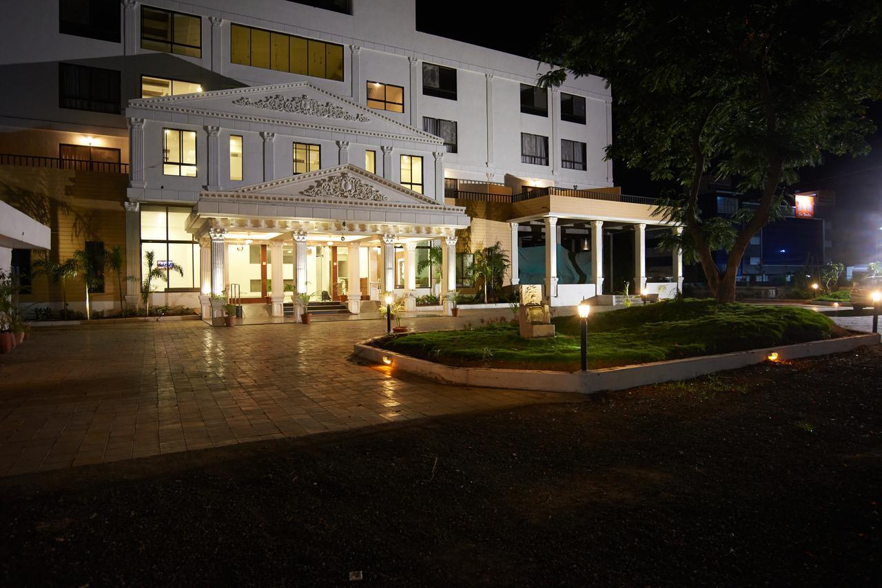 Sanskruti Heritage Resort Shirdi Exterior photo